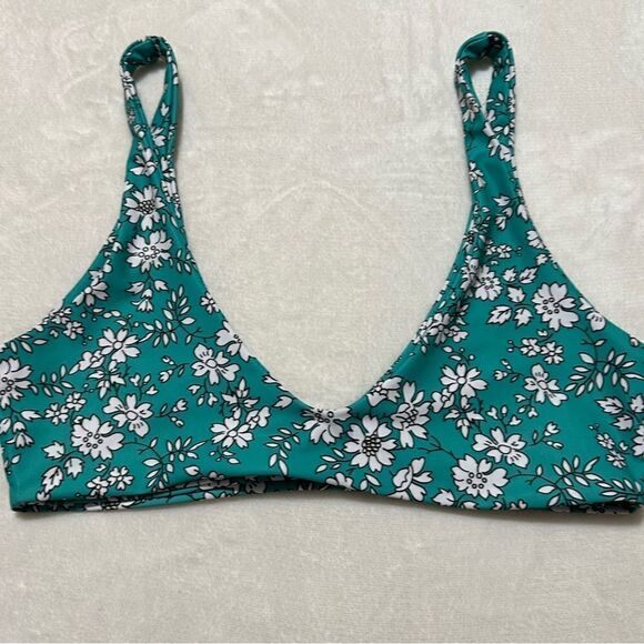 Zaful a swimsuit woman sexy top blue/ green white floral Top (size Mediu… - Picture 7 of 16